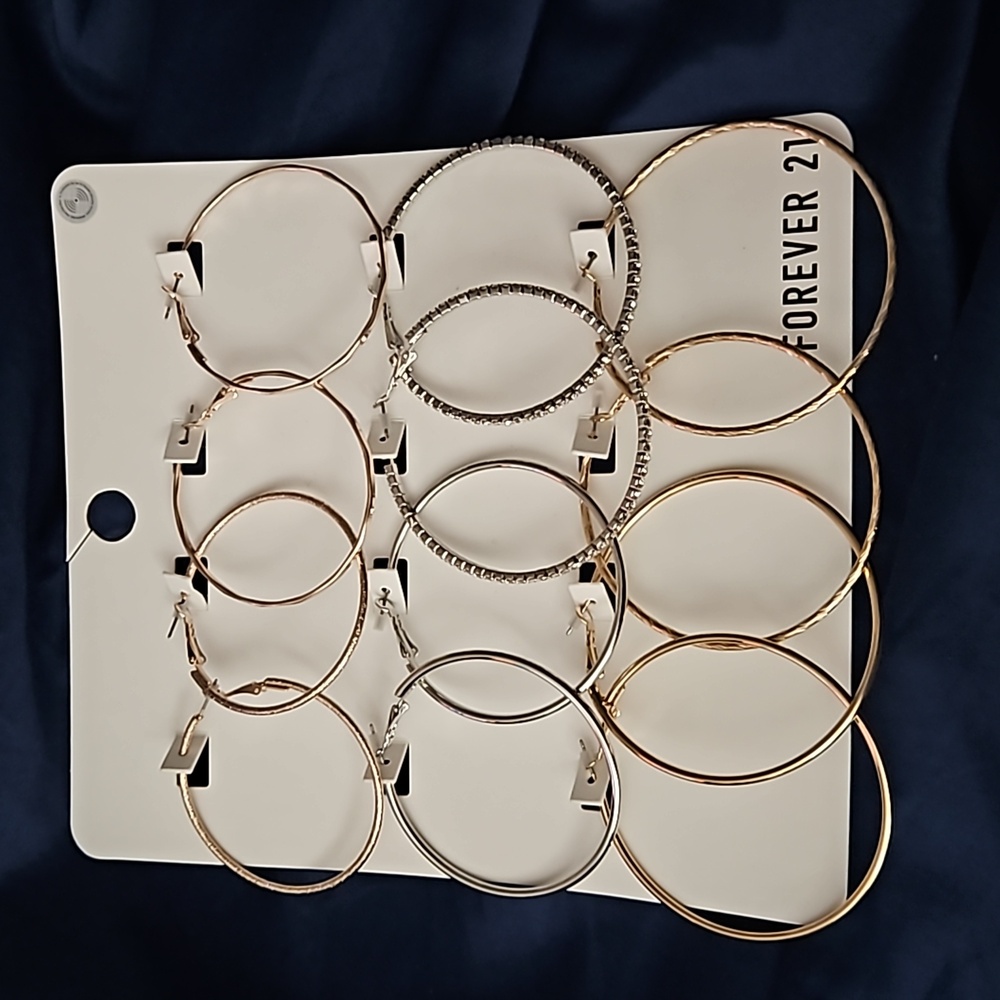 Forever 21 6 Sets Of Hoop Earrings